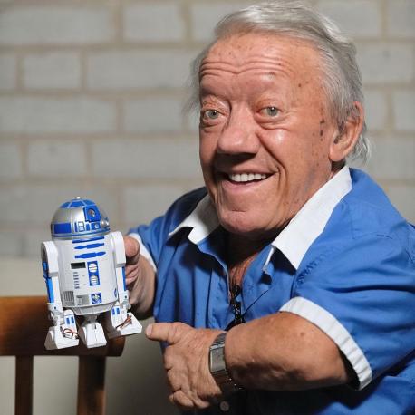 Kenny Baker - was the guy who played R2-D2 in the Star Wars films. He's also been in Labyrinth, Amadeus, Time Bandits, Willow. He was 3ft 8in. Do you think it would be odd to be known for playing a character where nobody sees your face?