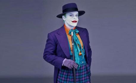 I used to be terrified of Jack Nicholson as the Joker. He did a great job playing the movie's villain. Do you agree?