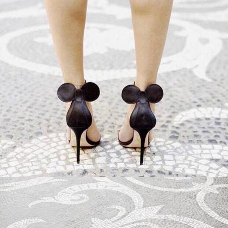 Spotted these the other day, there are several color and texture versions. Have you seen Minnie Mouse high heels?