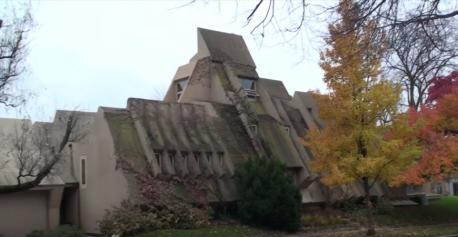 Illinois: The Kirsch Home - This bizarrely shaped residence was designed by architect Errol J. Kirsch in the late '70s. And while he didn't say much about his inspiration for it, the architecture blog Strange Buildings says the futuristic dwelling was likely built to be environmentally conscious, with the masonry moss strategically placed to provide insulation and the windows set up to illuminate the space in place of electric lighting. Do you consider yourself to be environmentally conscious?