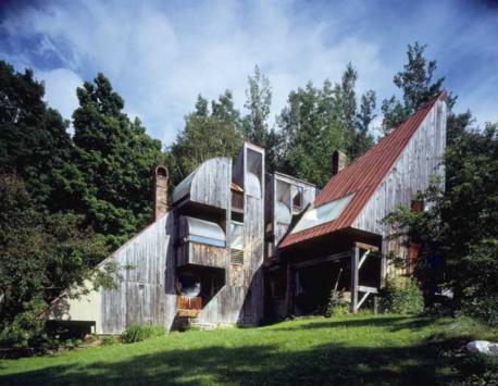 Vermont: The Tack House - Constructed by architects Dave Sellers and William Reineke in the 1960s, the Tack House is among the most innovative architectural wonders in the country—and the one that reigns supreme in the state of Vermont. After you've taken in the dramatic exterior of the home, you'll be even more awestruck by the inside (and you can totally check it out, since the space is available to rent on Airbnb). Each of the three floors are connected by a series of ladders, with cozy sitting areas and nooks throughout. Would you like to rent this house?